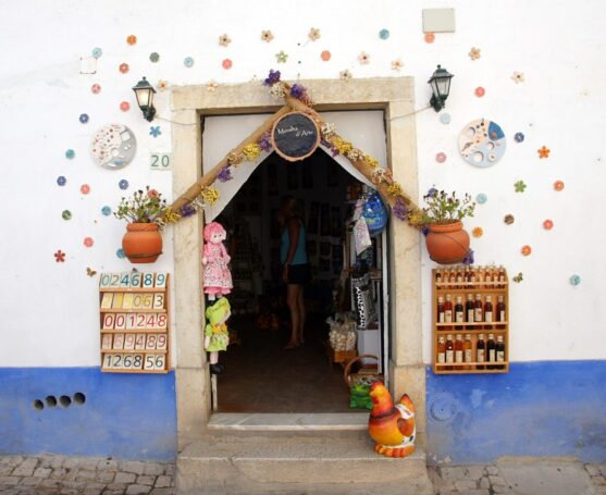 Туроператор «Лузитана Сол»: Майские праздники в Португалии