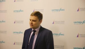 Исаак Калина отметил, что качественное образование сейчас можно получить в каждой школе Москвы