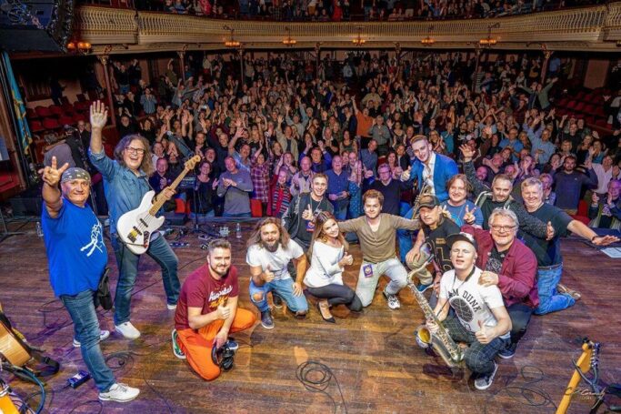 И это не предел: певица из России объездила более 50-ти городов в США