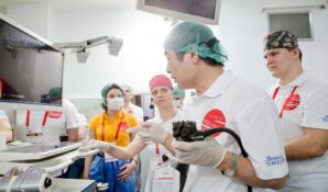 Компания «Амадей Принт» изготовила поло для участников Международного фестиваля эндоскопии и хирургии