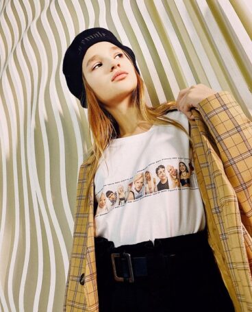 Лиза Анохина рассказала каналу «Карусель» о любви к бургерам и круассанам