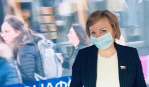 Депутат Ирина Ясакова призвала своих коллег добровольно уходить на карантин в случае любых подозрений на короновирус