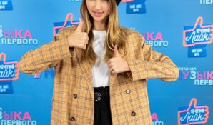 Гостем развлекательной программы «Вечерний Лайк» стала Лиза Анохина