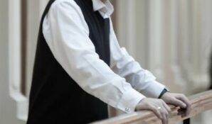 Путь от режиссера к лучшему переговорщику Москвы: какие курсы стоит пройти чтобы говорить, как профессиональный актер