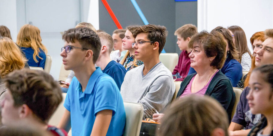 Лекторий, игры и тренинги: в «Технограде» пройдет фестиваль профориентации «PROвыбор»