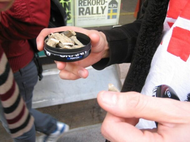 Никотиновые пэки в России в скором времени смогут продаваться легально