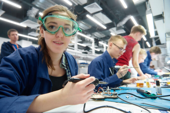 Детские технопарки переходят на режим онлайн