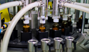 Компания «Эвалар» передаст партию антисептиков для волонтеров