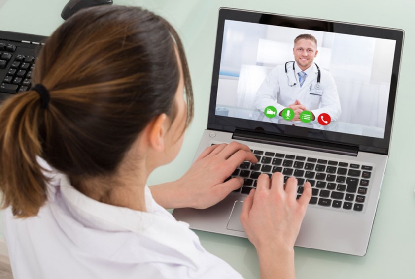 Врачи провели более семи тысяч онлайн-консультаций для больных COVID-19