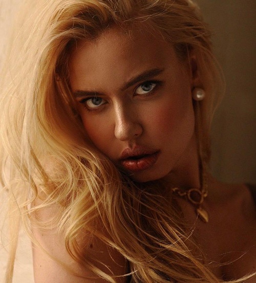 Модель Vоля приглашена вести рубрику Hot Box на Music Box Gold