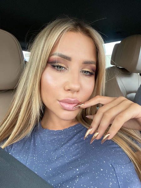 Танцующие блогеры: MIRAVI (@miravi) RIPSI (ripsigal)