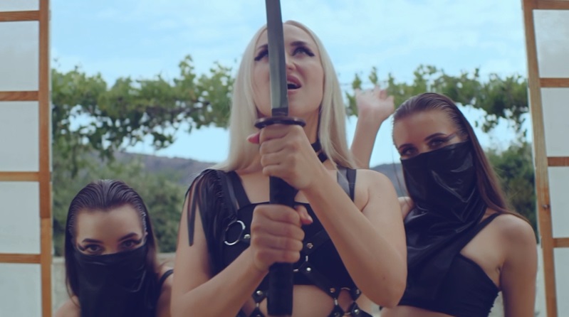 Новую песню и клип «Эйфория» выпустила певица Ани Айс