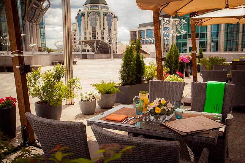 В мэрии Москвы рекомендовали владельцам ресторанов закрыть летние веранды