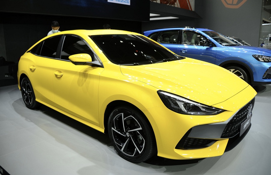 Hyundai Elantra или Mercedes-Benz CLA? На пекинском автосалоне прошла презентация MG5