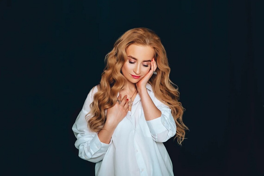 Поэтесса Любава Трофимова — Делай, что должен и будь что будет