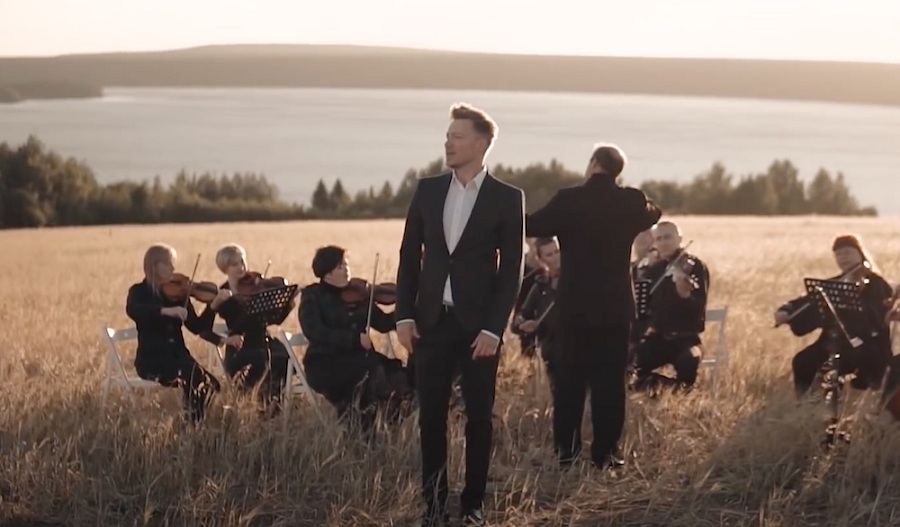 Россиянин снял первый в Мире клип про народное единство