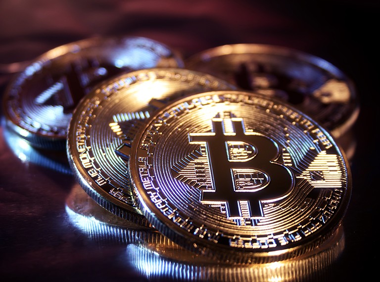 Биткоин установил исторический максимум