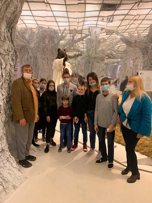 БФ «Под флагом добра» проводит серию творческих образовательных мероприятий для детдомовцев