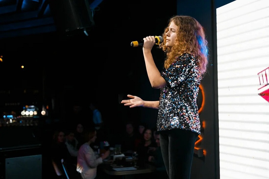 Дебют Александры Комовой  в стиле No rules