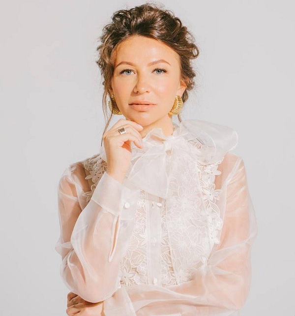 Елена Блиновская раскрыла секрет своего успеха: «Я заземляю все знания»