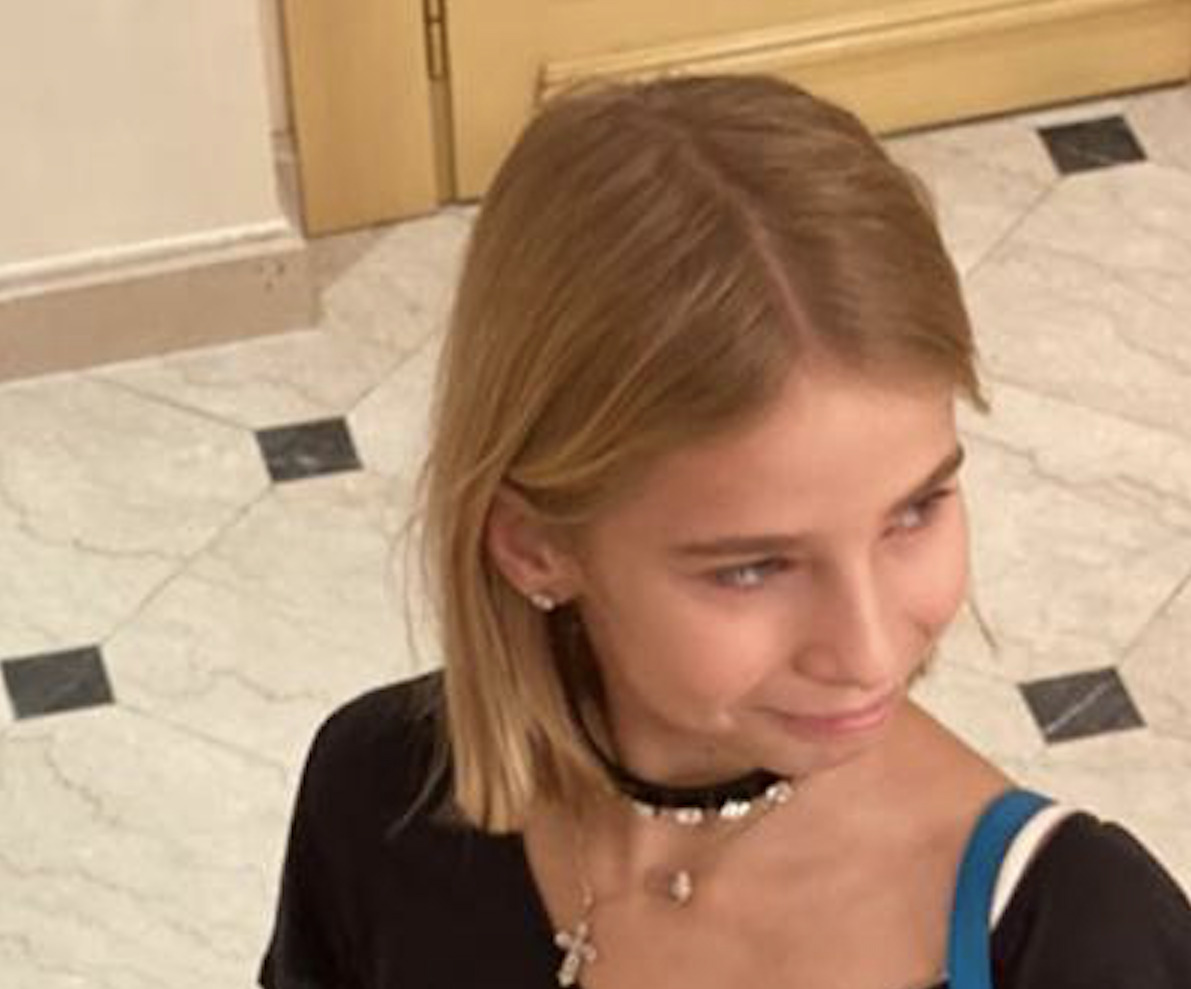 @_nastenkova_ становится новой звездой ТикТок