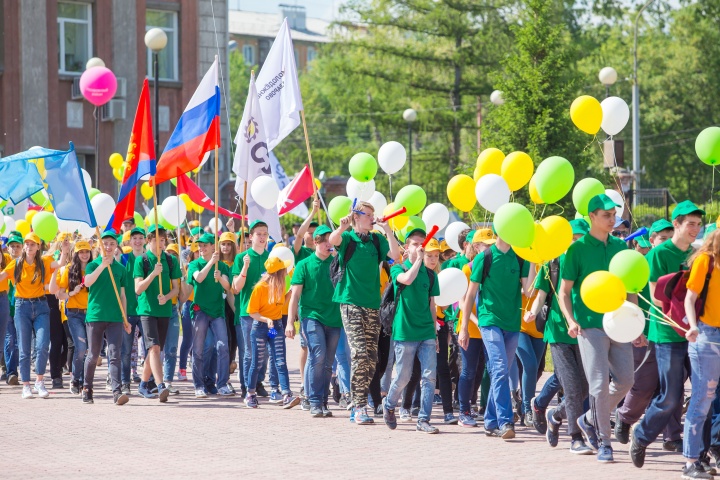 Волонтеры АО «СУЭК» посвятят 20-летию Компании акцию «20 добрых дел»