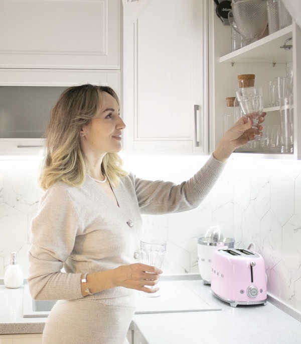 Эксперт по организации пространства Анастасия Алборова: “Я хочу показать людям, что быт может приносить радость”