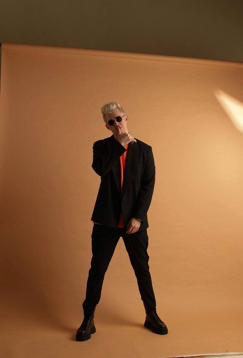 «Если можешь, то борись. Если хочешь, то отпустишь…» — LISOVSKY выпустил новый хитовый трек «Жду»