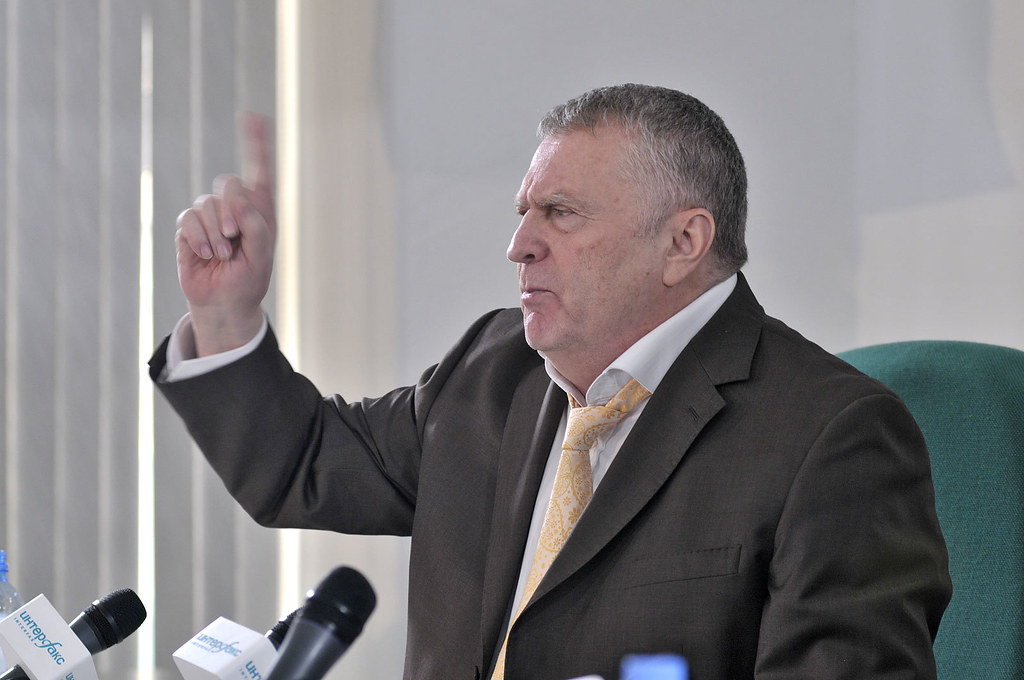 Жириновский заявил о грядущей смене лидера в КПРФ