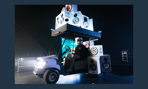 Marshmello проведет шоу в рамках открытия финала Лиги чемпионов УЕФА