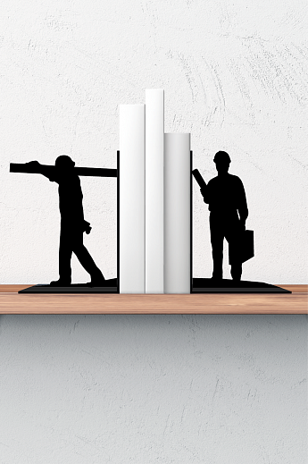 Каким должен быть хорошим подарком на День строителя 2021?