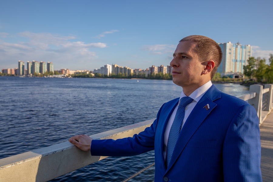 Минпросвещения России поддержало инициативу Михаила Романова об утверждении приоритета высшего качества над низшей ценой при госзакупках школьного питания