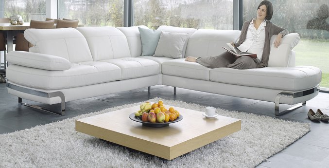 Чистка мягкой мебели: почему стоит довериться специалистам