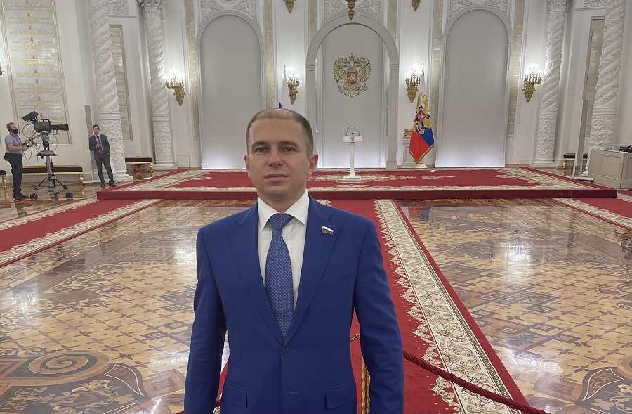 Михаил Романов: «Конструктивное сотрудничество парламента с руководством страны позволило добиться заметного прогресса в достижении целей национального развития»