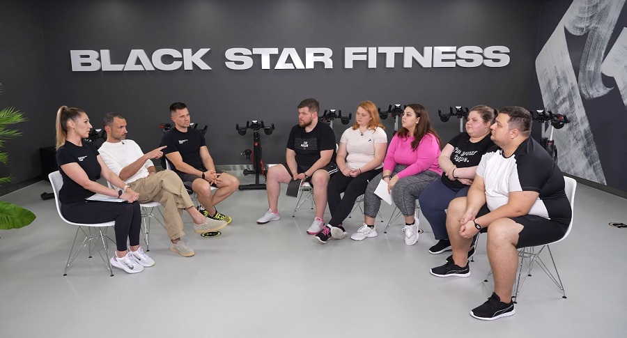 Ресторатор Александр Орлов запрещает есть участникам его шоу