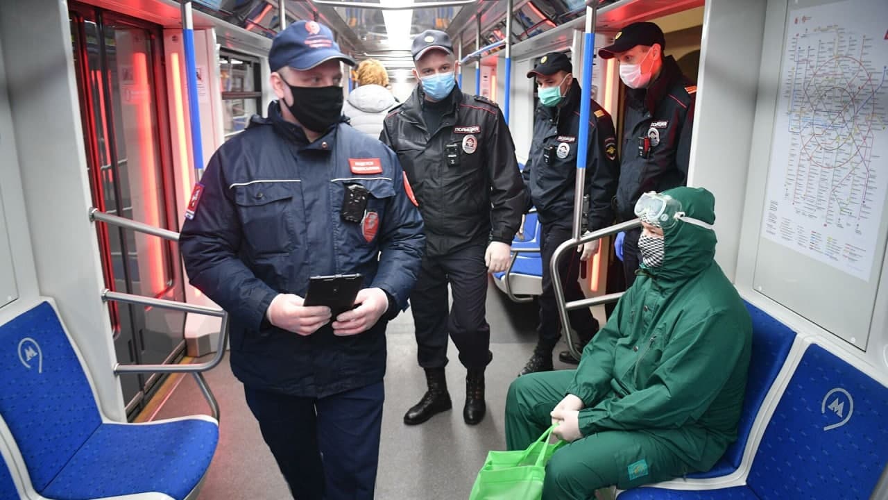 Мэрия Москвы втрое увеличит количество контролеров за соблюдением масочного режима