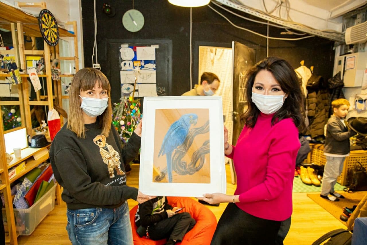 «Поможем птицам перезимовать»: экологическая акция прошла в «Саду им. Баумана»