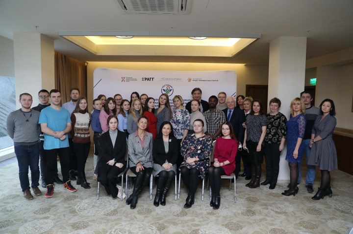 Завершились серия круглых столов по проекту «Наставничество в первичном звене здравоохранения в интересах граждан пожилого и старческого возраста»