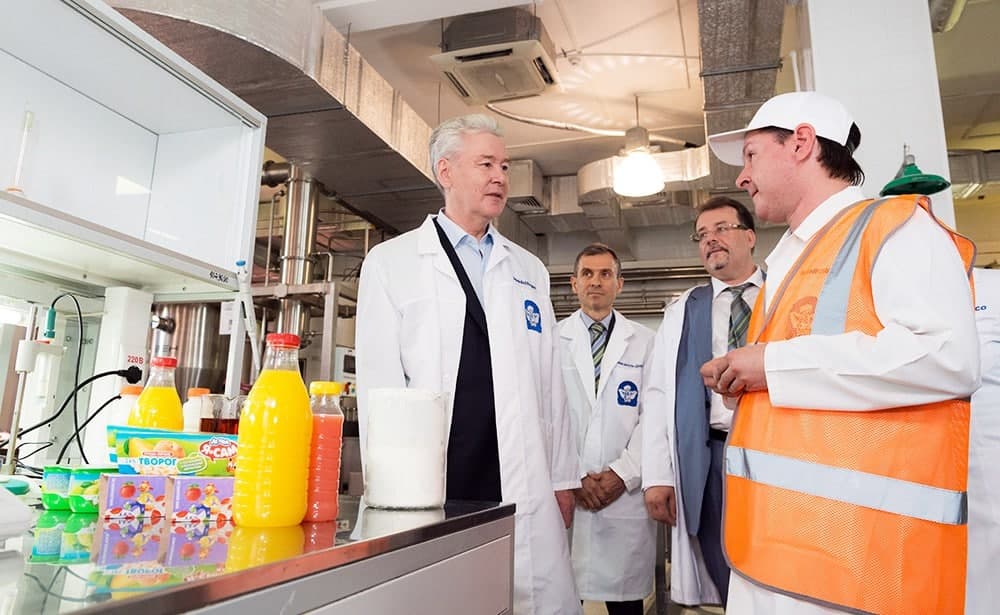 Собянин рассказал об импортозамещении детского питания в Москве