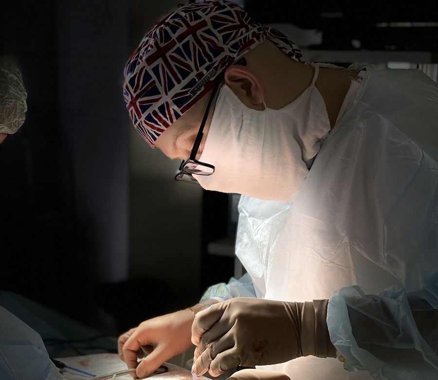 Пластический хирург Артем Коробов развеял 7 популярных мифов о наркозе