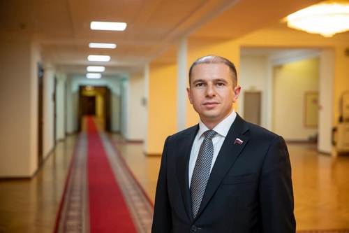 Депутат Михаил Романов: фронтовики и труженики тыла продемонстрировали беспримерный героизм во время Сталинградской битвы