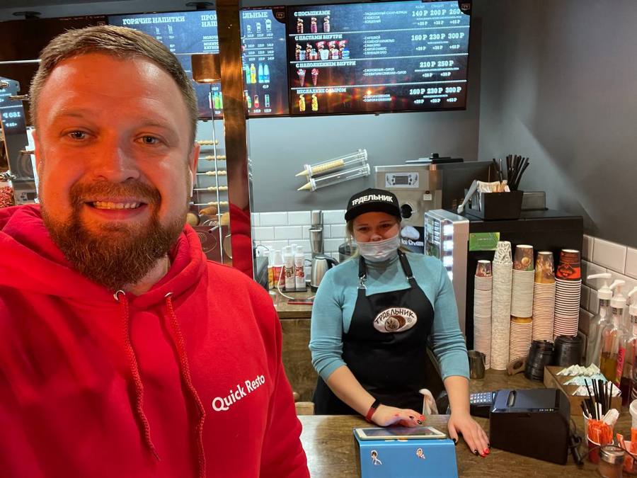 Остаться на рынке российским рестораторам помогла компания Quick Resto