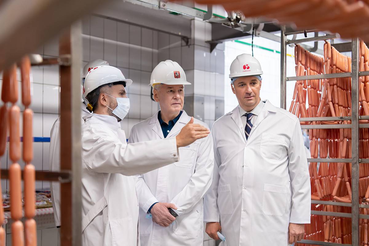 Собянин заявил о поддержке пищевой и фармацевтической промышленности Москвы