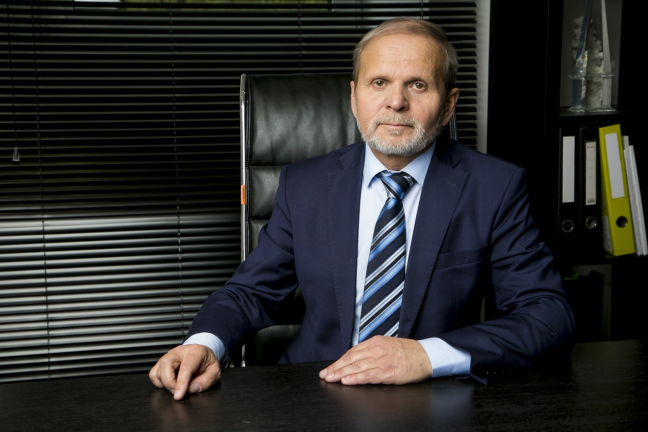 Член-корреспондент РАН Александр Савенков был удостоен звания заслуженного работника высшей школы