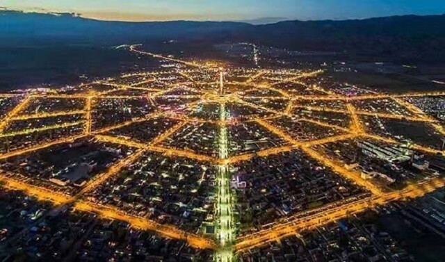 Си Цзиньпин: Синьцзян перестал быть отдаленным уголком и становится ключевым районом ОПОП&nbsp;