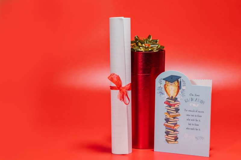 Как красиво и оригинально упаковать подарок?