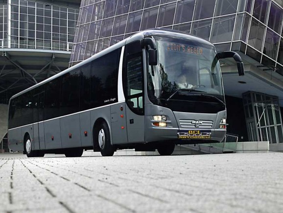 Аренда автобуса: надежное решение транспортной задачи