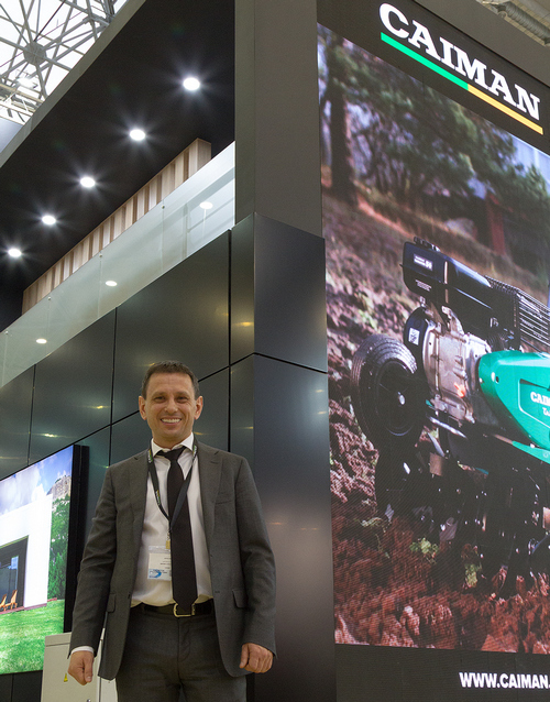 Бренд профессиональной садовой техники CAIMAN представил своим партнерам новую концепцию фирменных салонов
