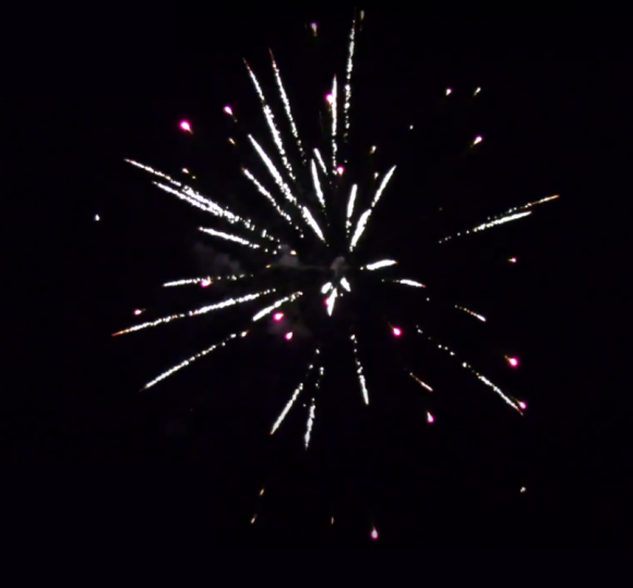 БОМБАРДИР запуcтил собственную торговую марку праздничной пиротехники