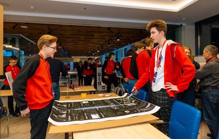 Наталья Сергунина поздравила победителей второго молодежного чемпионата «Технолидеры Москвы»